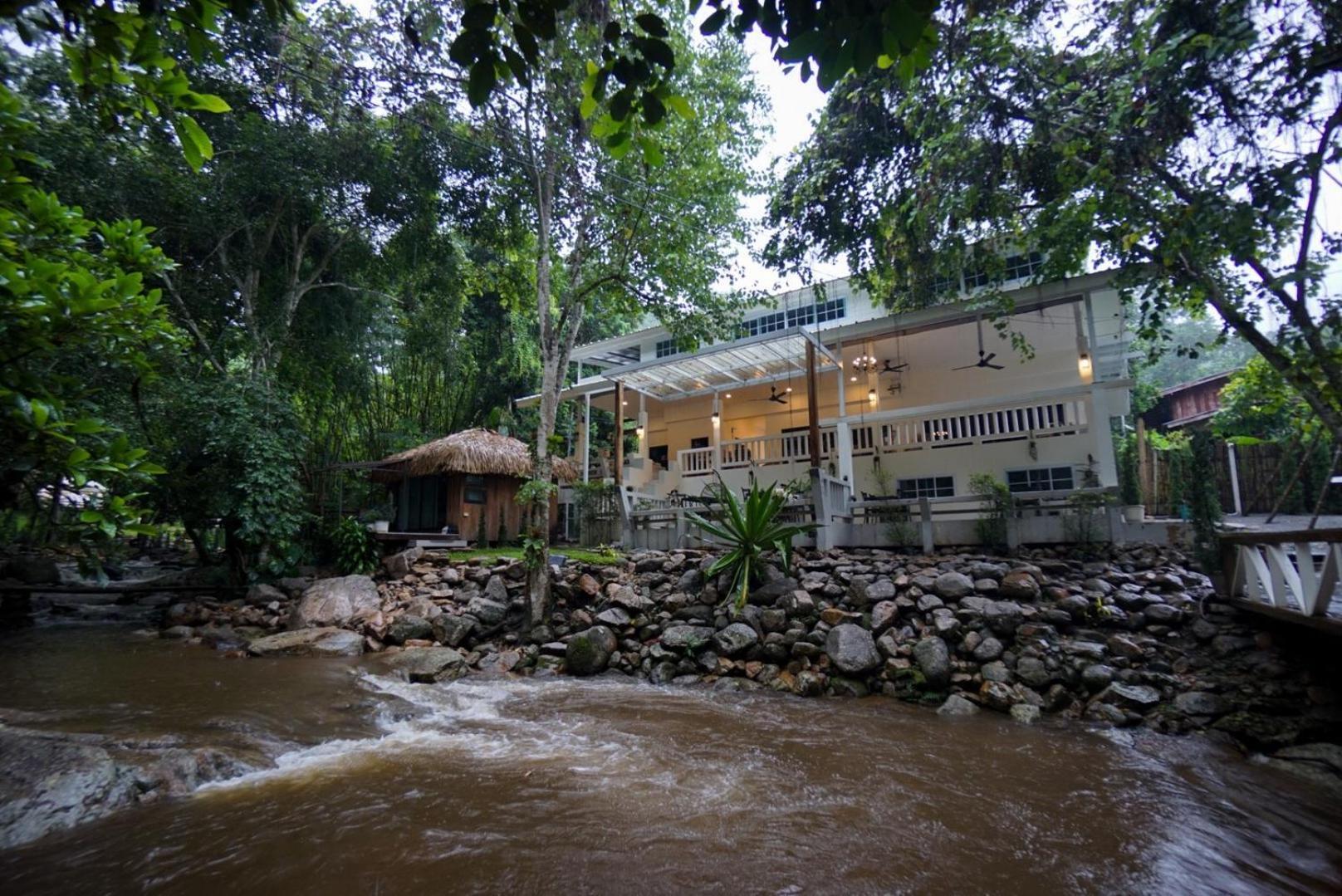 เดอะริเวอร์ แม่กำปอง The River Maekampong Chiang Mai Ban Pok Nai Bagian luar foto